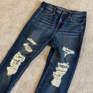 American Eagle Distressed Denim Jegging